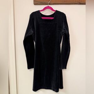 L.L. Bean: Girls Black Velour Long Sleeve Dress, Size L